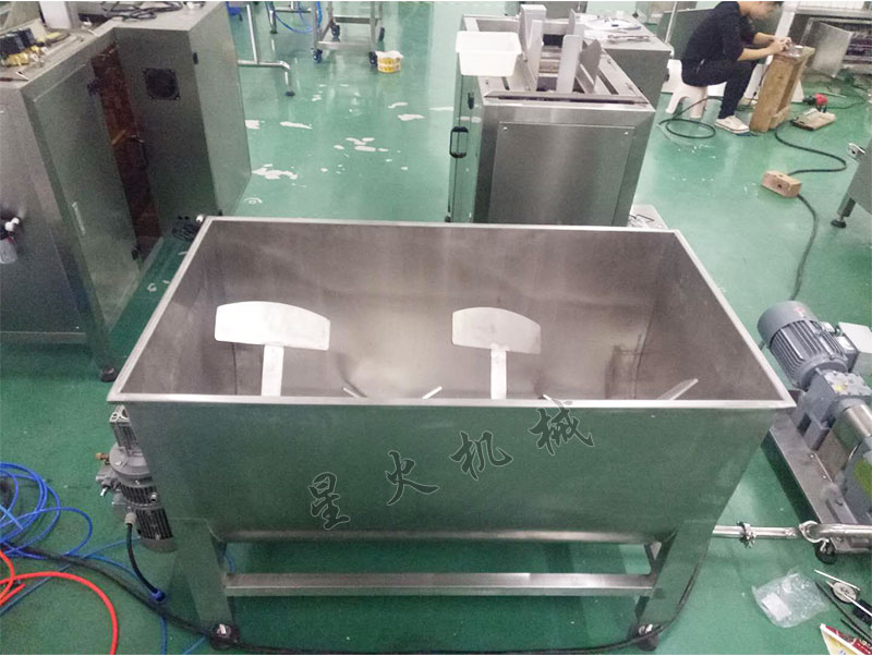 開火鍋底料工廠需要什么設備 火鍋底料包裝機