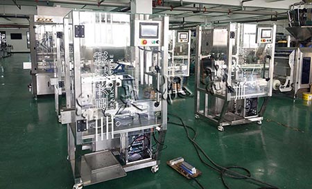 星火廠房調味醬灌裝機成列區