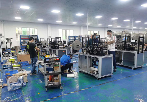 星火n95口罩生產設備車間展示