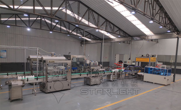 星火油料定量灌裝機設備展示