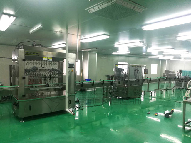 星火自動液體獸藥灌裝機生產線展示