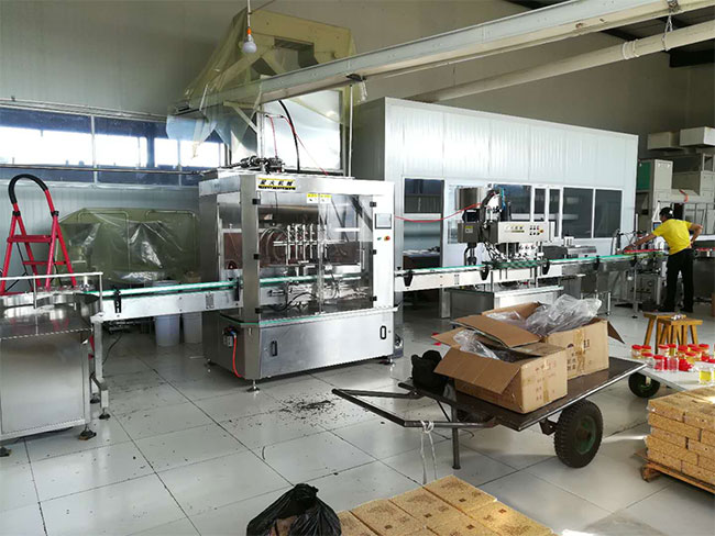 全自動果醬灌裝機械設備客戶車間實拍