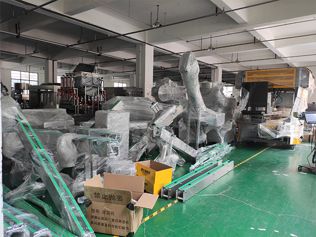 星火包裝機(jī)械生產(chǎn)廠家發(fā)貨現(xiàn)場