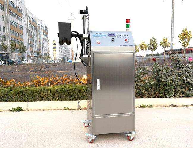 江蘇自動封口機設備展示