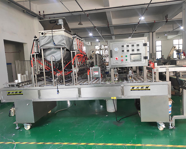 自動封口機設備展示