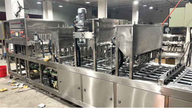 星火杯盒自動灌裝封口機設備展示